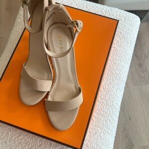 BAMBOO Women's Cream Ankle Strap Heels